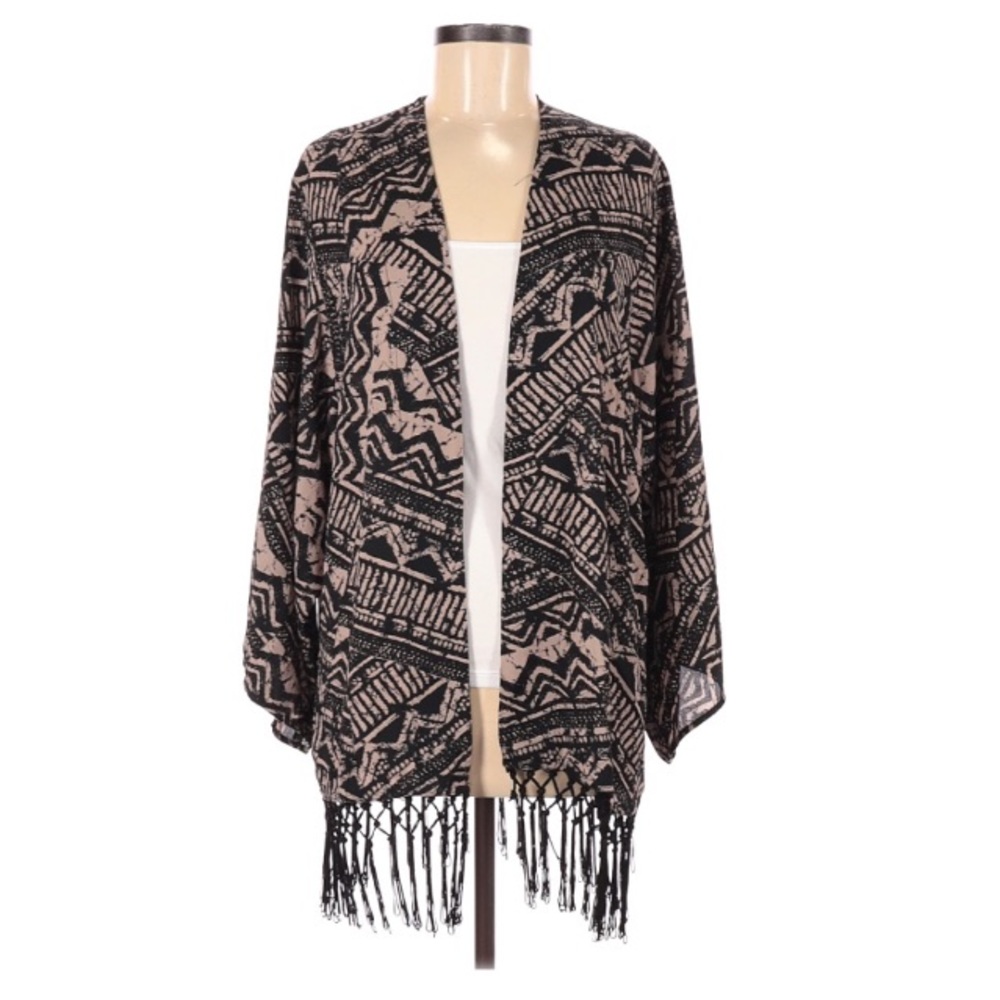 Fringed kimono style wrap/topper